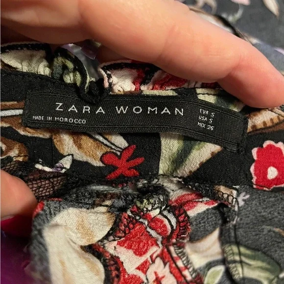 Zara floral dress - Picture 4 of 7